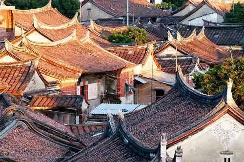 消逝的光芒：信徒